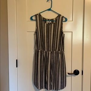 Old navy linen striped dress, size medium